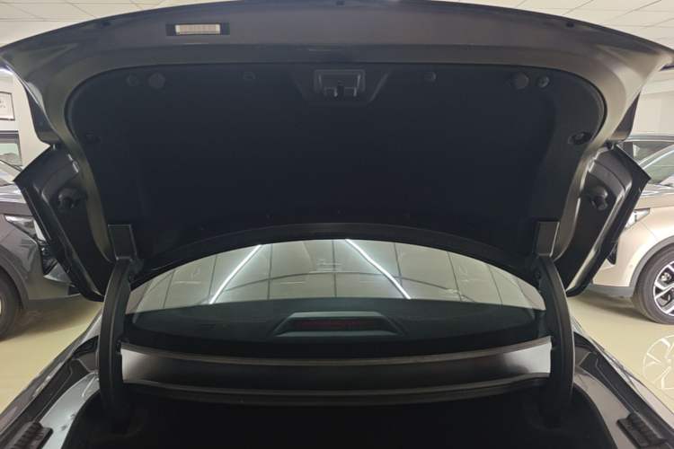 Used CHANGAN Eado 2026 Model, Fourth Generation, 1.5T 500Bar Smart Enjoyment Edition Trunk