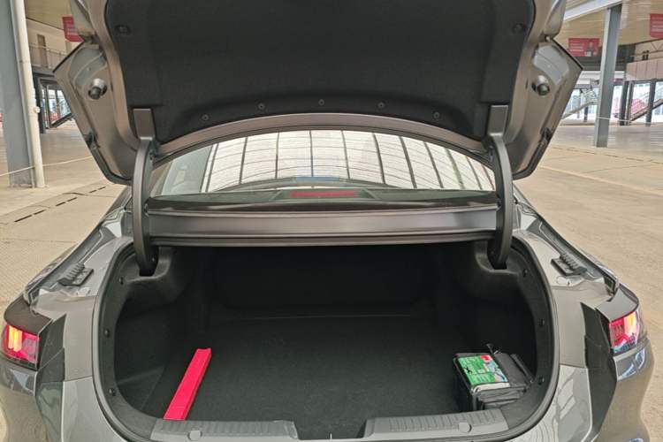Used CHANGAN Eado 2026 Model, Fourth Generation, 1.5T 500Bar Smart Enjoyment Edition Trunk