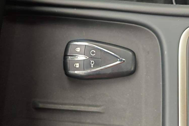 Used CHANGAN Eado 2026 Model, Fourth Generation, 1.5T 500Bar Smart Enjoyment Edition Vehicle Key