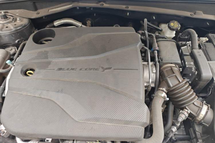 Used CHANGAN Eado 2026 Model, Fourth Generation, 1.5T 500Bar Enjoyment Edition Engine Bay