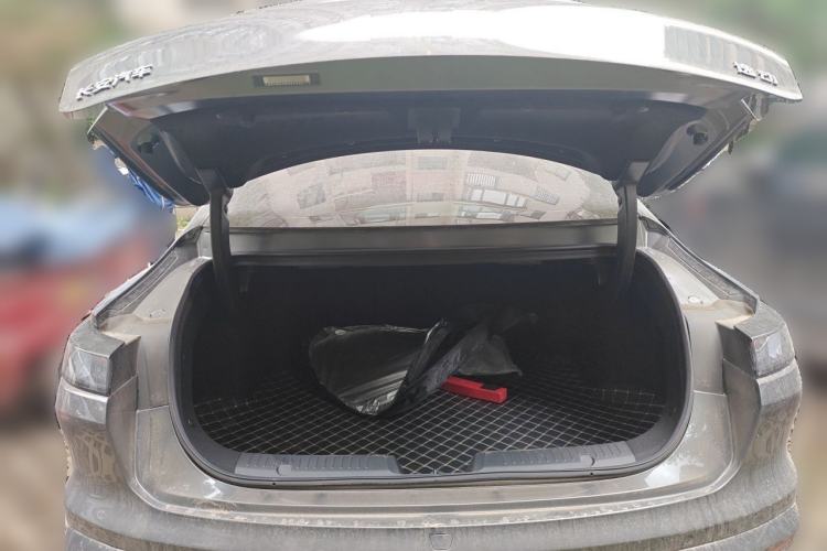 Used CHANGAN Eado 2026 Model, Fourth Generation, 1.5T 500Bar Enjoyment Edition Trunk