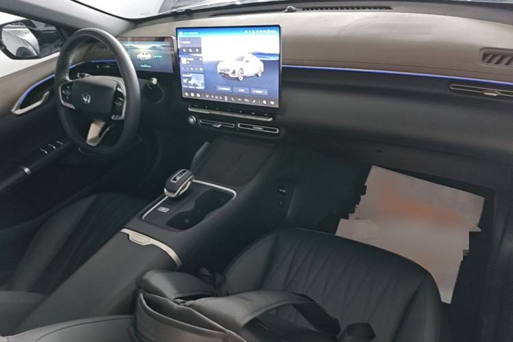 Used CHANGAN Eado 2026 Model, Fourth Generation, 1.5T 500Bar Smart Enjoyment Edition Center Console