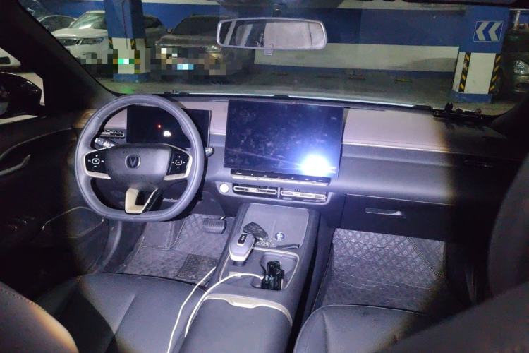 Used CHANGAN Eado 2026 Model, Fourth Generation, 1.5T 500Bar Dynamic Enjoyment Edition Center Console
