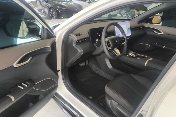 Used CHANGAN Eado 2026 Model, Fourth Generation, 1.5T 500Bar Dynamic Enjoyment Edition Driver Seat