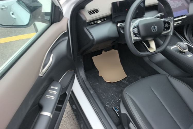 Used CHANGAN Eado 2026 Model, Fourth Generation, 1.5T 500Bar Dynamic Enjoyment Edition Driver Seat