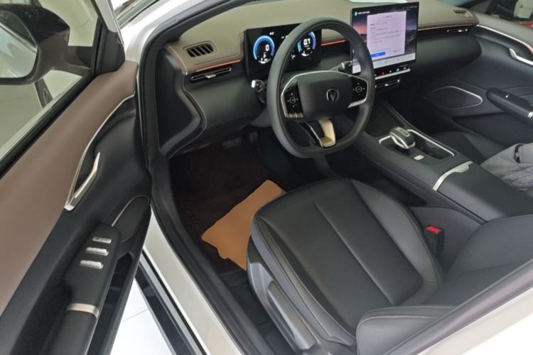 Used CHANGAN Eado 2026 Model, Fourth Generation, 1.5T 500Bar Enjoyment Edition Driver Seat