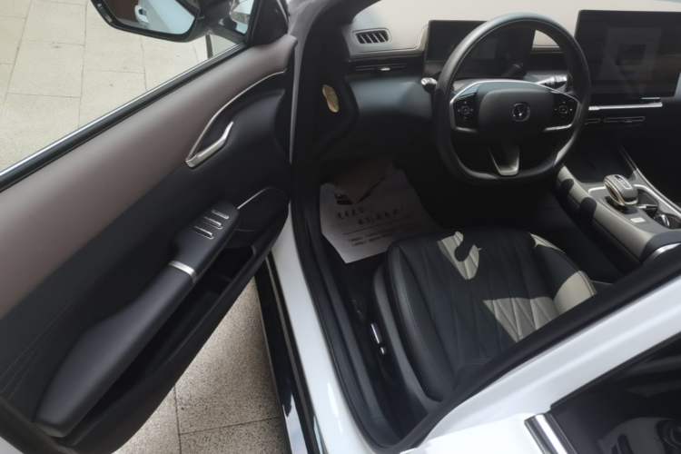 Used CHANGAN Eado 2026 Model, Fourth Generation, 1.5T 500Bar Smart Enjoyment Edition Driver Seat