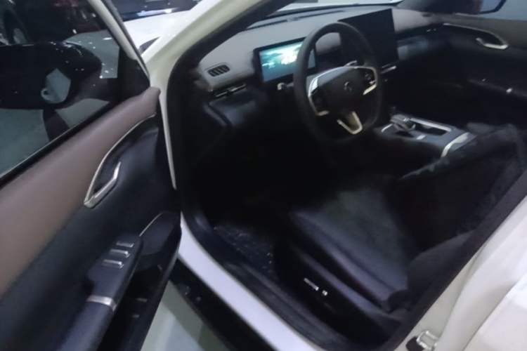 Used CHANGAN Eado 2026 Model, Fourth Generation, 1.5T 500Bar Smart Enjoyment Edition Driver Seat