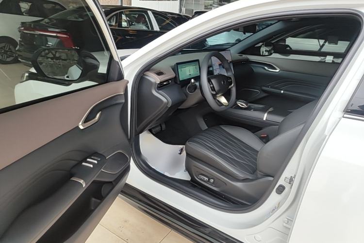 Used CHANGAN Eado 2026 Model, Fourth Generation, 1.5T 500Bar Smart Enjoyment Edition Driver Seat