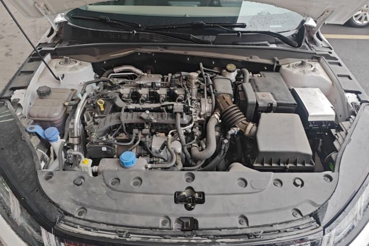 Used CHANGAN Eado 2026 Model, Fourth Generation, 1.5T 500Bar Smart Enjoyment Edition Engine Bay