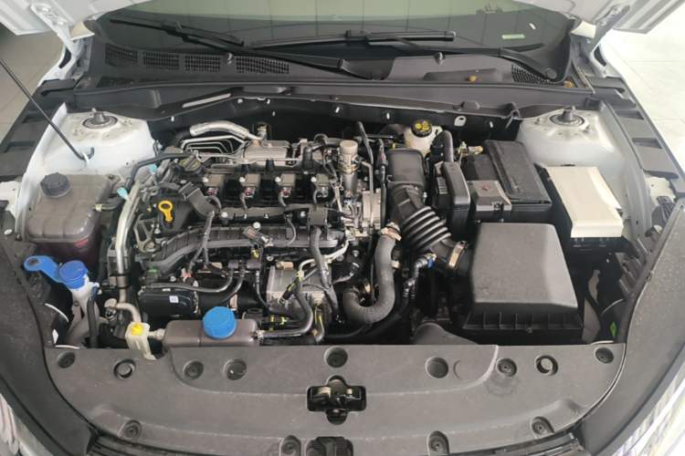 Used CHANGAN Eado 2026 Model, Fourth Generation, 1.5T 500Bar Dynamic Enjoyment Edition Engine Bay