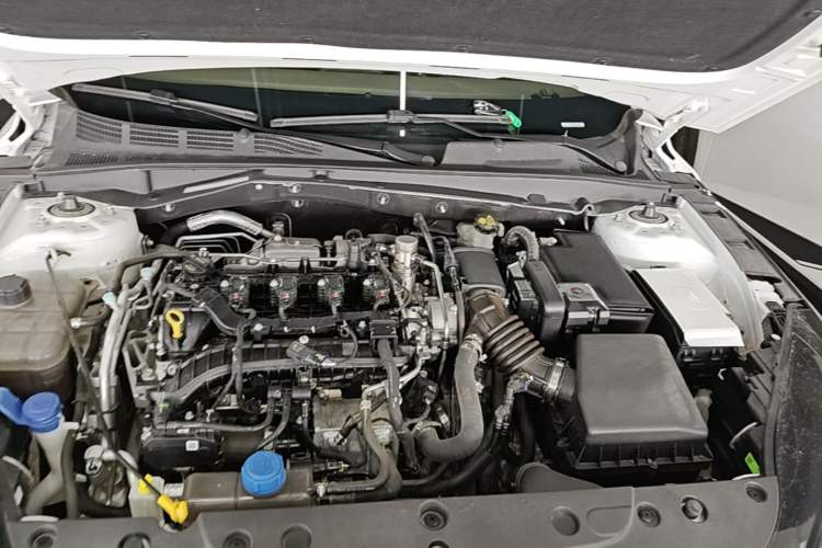 Used CHANGAN Eado 2026 Model, Fourth Generation, 1.5T 500Bar Smart Enjoyment Edition Engine Bay