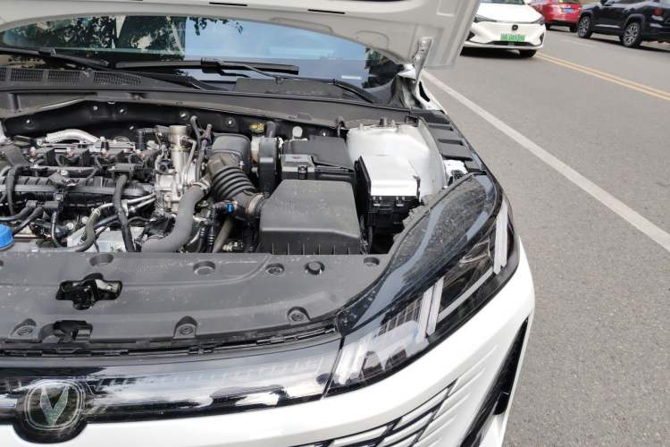 Used CHANGAN Eado 2026 Model, Fourth Generation, 1.5T 500Bar Smart Enjoyment Edition Engine Bay Left