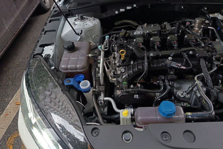Used CHANGAN Eado 2026 Model, Fourth Generation, 1.5T 500Bar Smart Enjoyment Edition Engine Bay Right