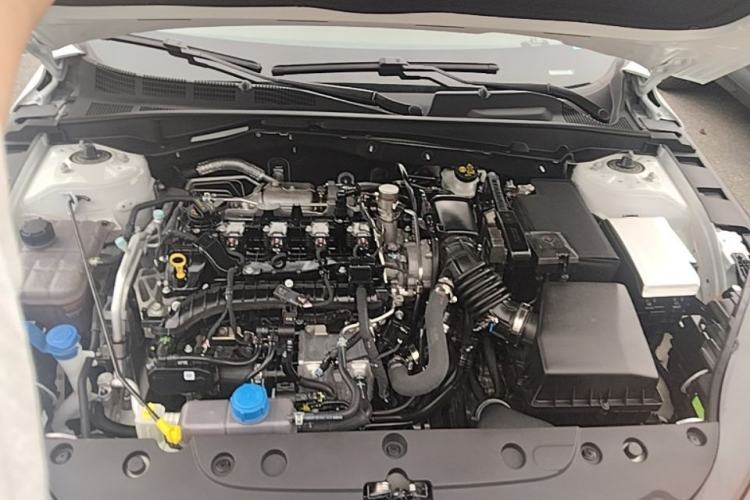 Used CHANGAN Eado 2026 Model, Fourth Generation, 1.5T 500Bar Smart Enjoyment Edition Engine Bay