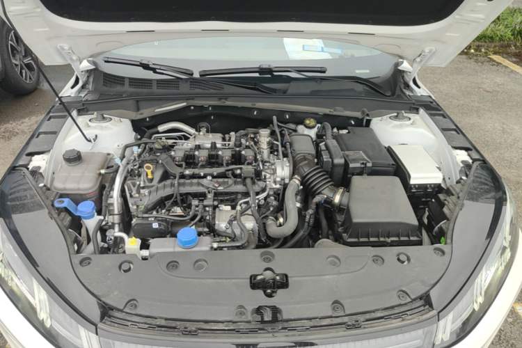 Used CHANGAN Eado 2026 Model, Fourth Generation, 1.5T 500Bar Smart Enjoyment Edition Engine Bay