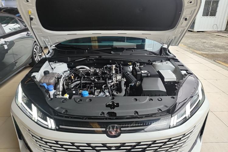 Used CHANGAN Eado 2026 Model, Fourth Generation, 1.5T 500Bar Smart Enjoyment Edition Engine Bay