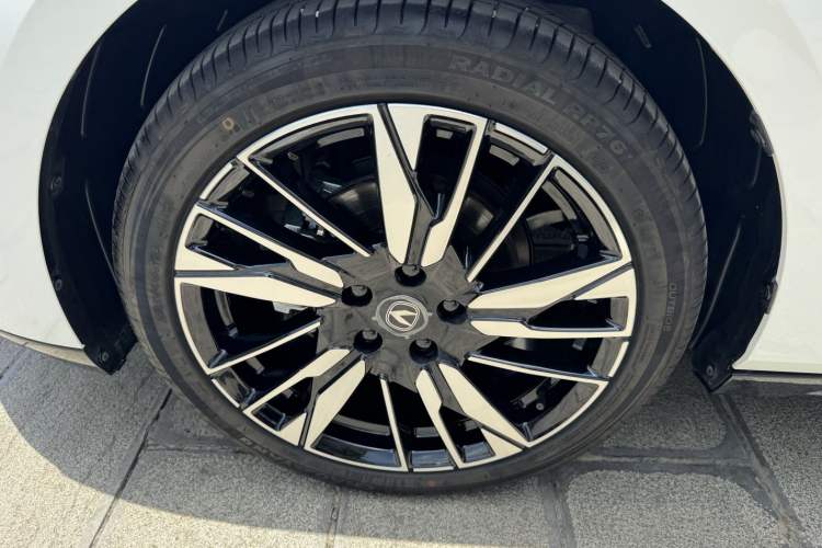 Used CHANGAN Eado 2026 Model, Fourth Generation, 1.5T 500Bar Smart Enjoyment Edition Exterior 11