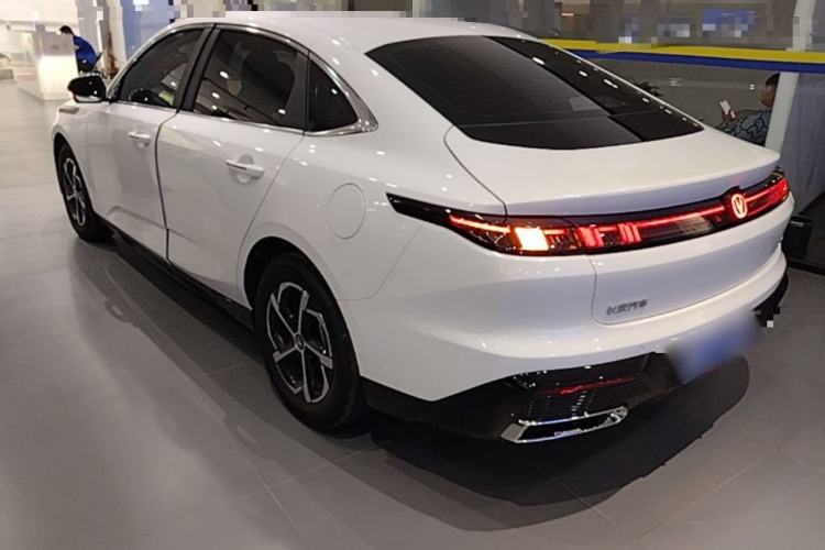 Used CHANGAN Eado 2026 Model, Fourth Generation, 1.5T 500Bar Dynamic Enjoyment Edition Exterior 2
