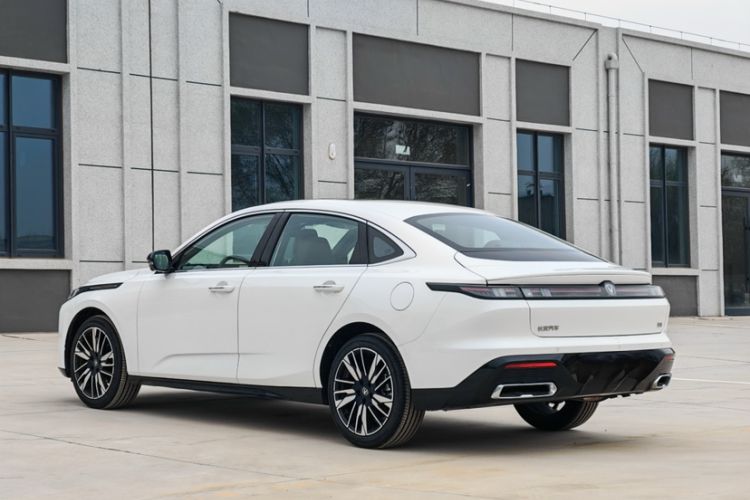 Used CHANGAN Eado 2026 Model, Fourth Generation, 1.5T 500Bar Smart Enjoyment Edition Exterior 3