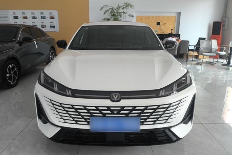 Used CHANGAN Eado 2026 Model, Fourth Generation, 1.5T 500Bar Dynamic Enjoyment Edition Front