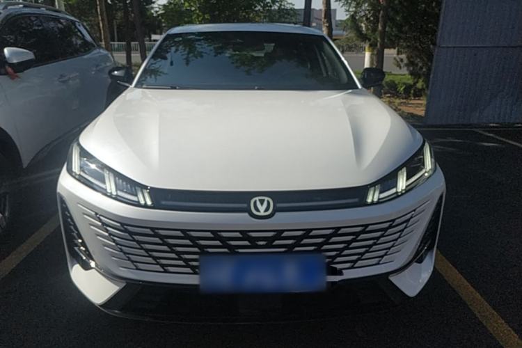 Used CHANGAN Eado 2026 Model, Fourth Generation, 1.5T 500Bar Smart Enjoyment Edition Front