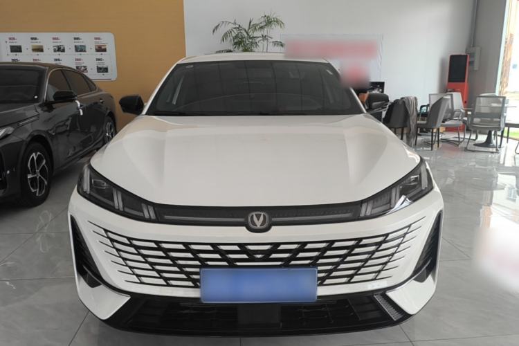 Used CHANGAN Eado 2026 Model, Fourth Generation, 1.5T 500Bar Dynamic Enjoyment Edition Front
