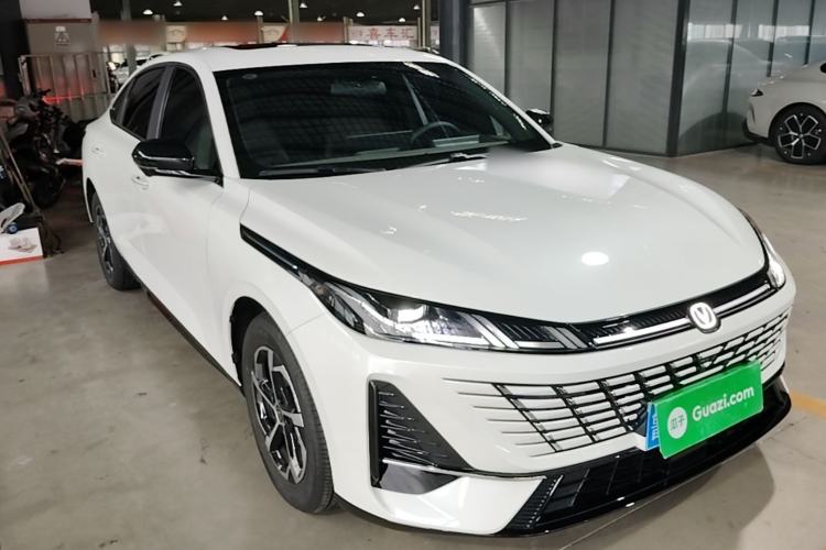 Used CHANGAN Eado 2026 Model, Fourth Generation, 1.5T 500Bar Dynamic Enjoyment Edition Front Right 45 Deg