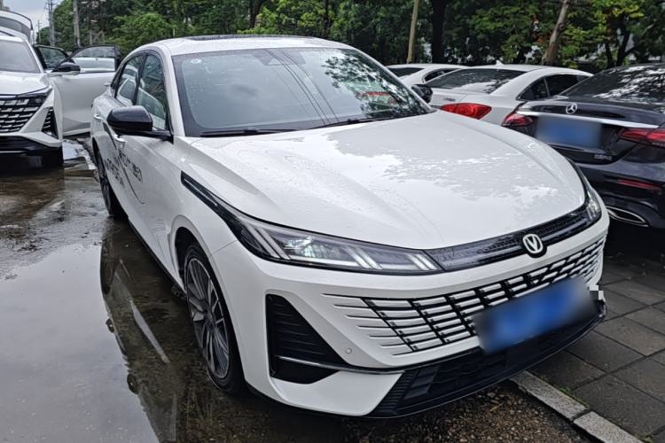 Used CHANGAN Eado 2026 Model, Fourth Generation, 1.5T 500Bar Smart Enjoyment Edition Front Right 45 Deg