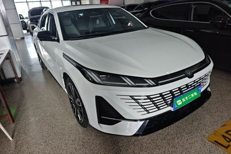 Used CHANGAN Eado 2026 Model, Fourth Generation, 1.5T 500Bar Smart Enjoyment Edition Front Right 45 Deg