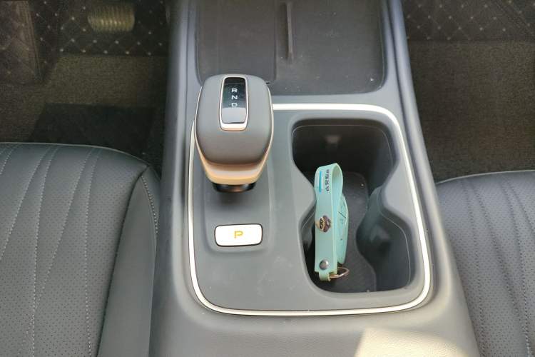 Used CHANGAN Eado 2026 Model, Fourth Generation, 1.5T 500Bar Smart Enjoyment Edition Gear Lever