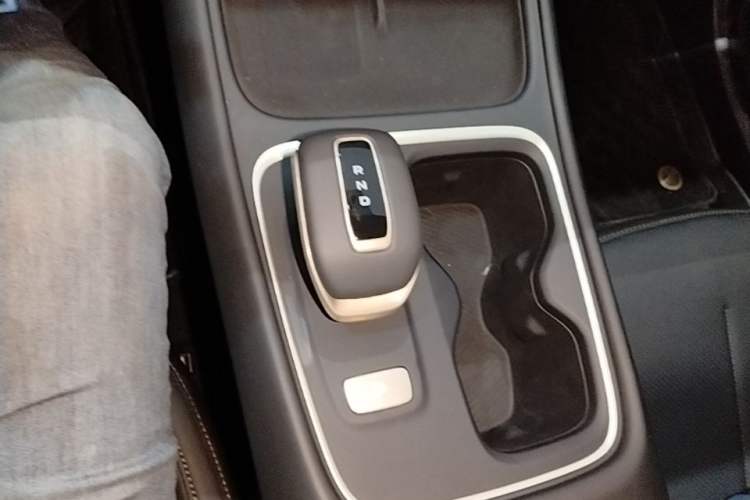Used CHANGAN Eado 2026 Model, Fourth Generation, 1.5T 500Bar Dynamic Enjoyment Edition Gear Lever