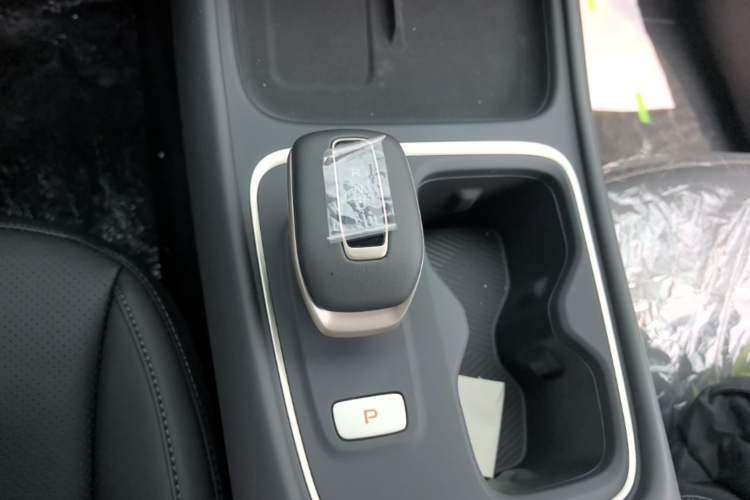 Used CHANGAN Eado 2026 Model, Fourth Generation, 1.5T 500Bar Dynamic Enjoyment Edition Gear Lever