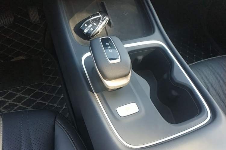 Used CHANGAN Eado 2026 Model, Fourth Generation, 1.5T 500Bar Smart Enjoyment Edition Gear Lever
