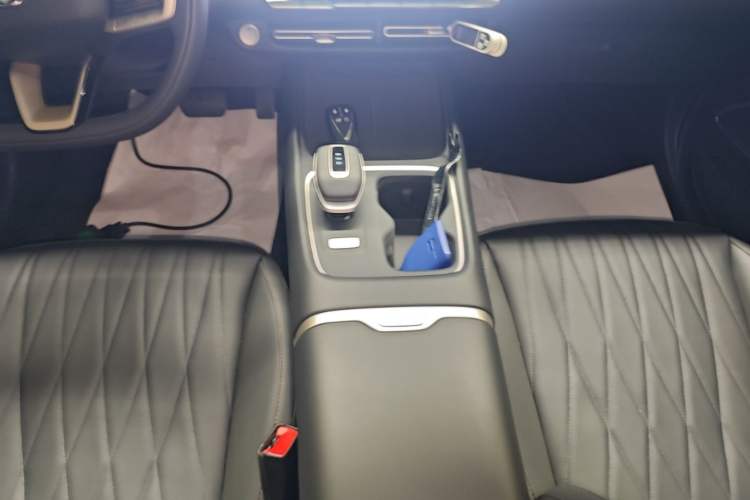 Used CHANGAN Eado 2026 Model, Fourth Generation, 1.5T 500Bar Smart Enjoyment Edition Gear Lever