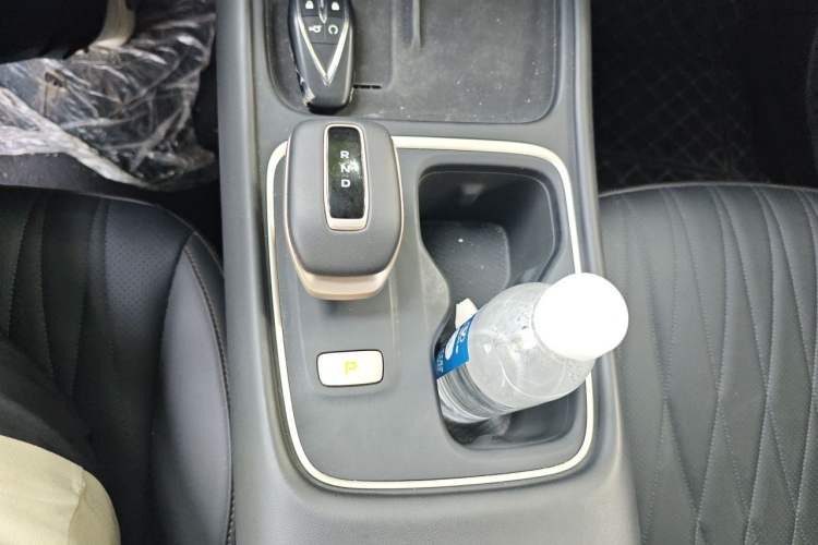 Used CHANGAN Eado 2026 Model, Fourth Generation, 1.5T 500Bar Smart Enjoyment Edition Gear Lever
