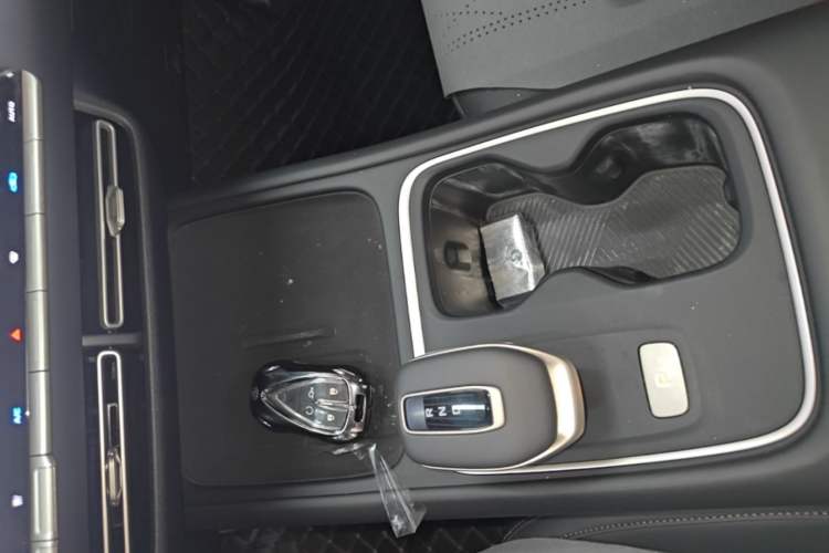 Used CHANGAN Eado 2026 Model, Fourth Generation, 1.5T 500Bar Enjoyment Edition Gear Lever