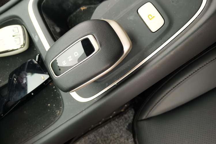 Used CHANGAN Eado 2026 Model, Fourth Generation, 1.5T 500Bar Dynamic Enjoyment Edition Gear Lever