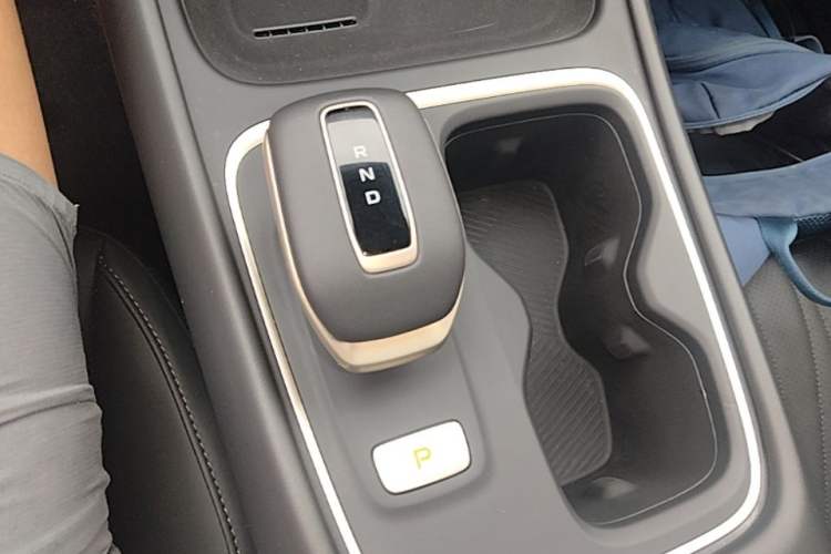 Used CHANGAN Eado 2026 Model, Fourth Generation, 1.5T 500Bar Smart Enjoyment Edition Gear Lever