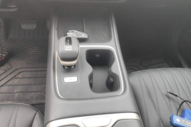 Used CHANGAN Eado 2026 Model, Fourth Generation, 1.5T 500Bar Smart Enjoyment Edition Gear Lever