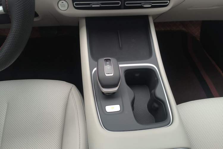 Used CHANGAN Eado 2026 Model, Fourth Generation, 1.5T 500Bar Enjoyment Edition Gear Lever