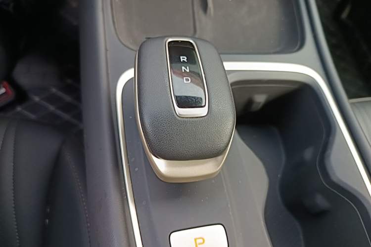 Used CHANGAN Eado 2026 Model, Fourth Generation, 1.5T 500Bar Smart Enjoyment Edition Gear Lever