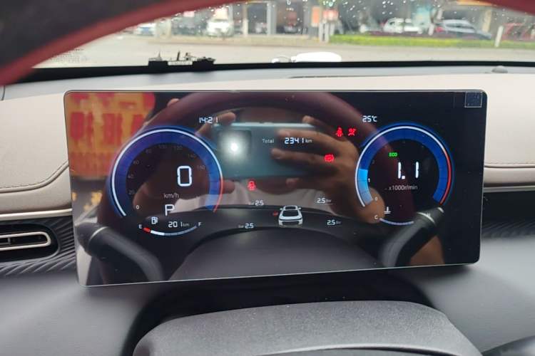 Used CHANGAN Eado 2026 Model, Fourth Generation, 1.5T 500Bar Dynamic Enjoyment Edition Instrument Cluster