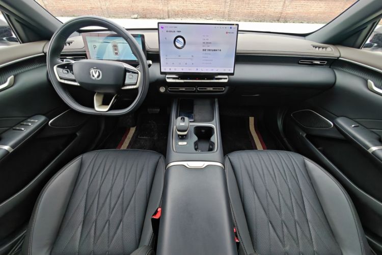 Used CHANGAN Eado 2026 Model, Fourth Generation, 1.5T 500Bar Smart Enjoyment Edition Interior 1
