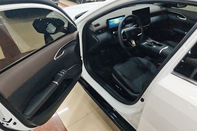 Used CHANGAN Eado 2026 Model, Fourth Generation, 1.5T 500Bar Smart Enjoyment Edition Interior 1