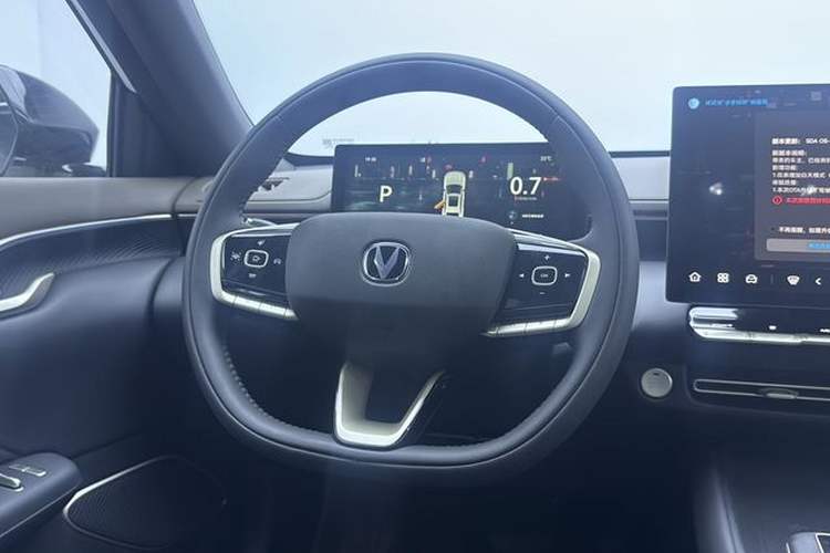 Used CHANGAN Eado 2026 Model, Fourth Generation, 1.5T 500Bar Smart Enjoyment Edition Interior 3