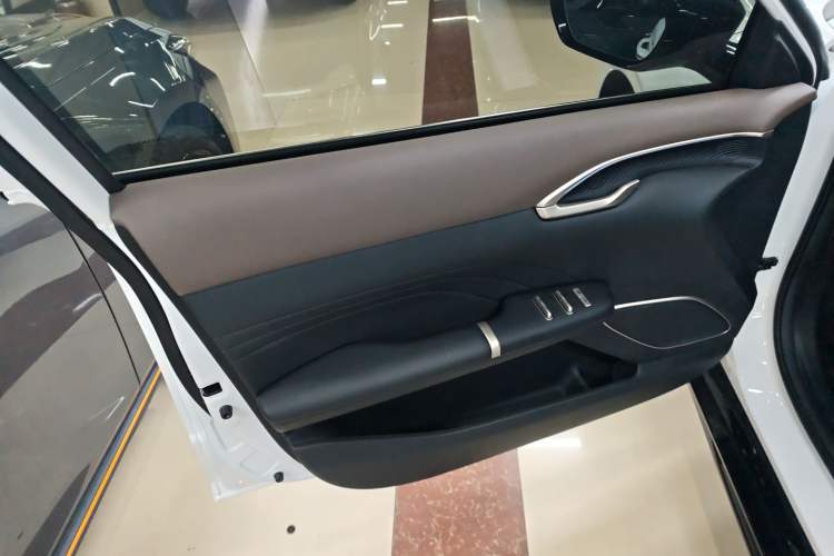 Used CHANGAN Eado 2026 Model, Fourth Generation, 1.5T 500Bar Smart Enjoyment Edition Interior 3