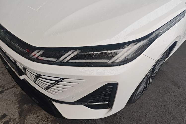 Used CHANGAN Eado 2026 Model, Fourth Generation, 1.5T 500Bar Smart Enjoyment Edition Left Front Headlight