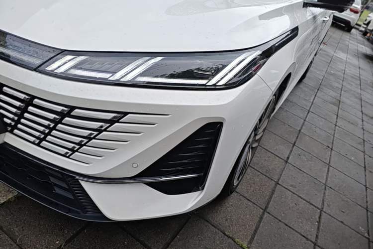 Used CHANGAN Eado 2026 Model, Fourth Generation, 1.5T 500Bar Smart Enjoyment Edition Left Front Headlight