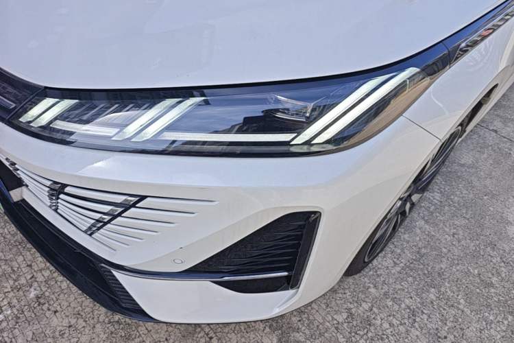 Used CHANGAN Eado 2026 Model, Fourth Generation, 1.5T 500Bar Smart Enjoyment Edition Left Front Headlight